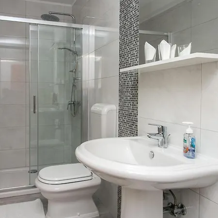 Mirjana - With Terrace And Sea View Bogumila Appartement Mlini