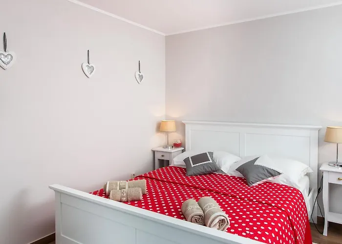 Mirjana - With Terrace And Sea View Bogumila